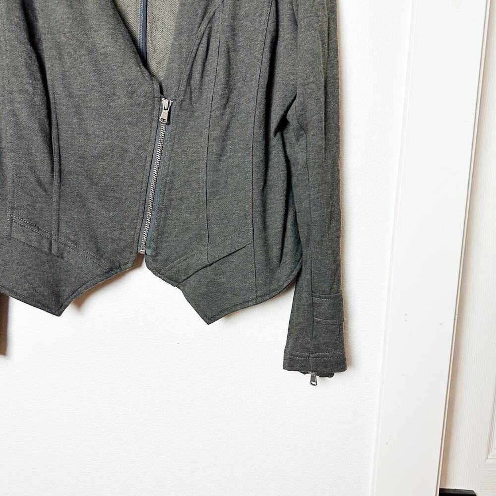 Torrid Women's Gray Blazer Zip Front Cardigan Blazer sz 2X - Picture 5 of 9